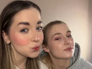 EmilyAprill anal live