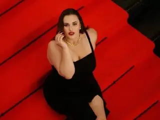 MonicaVivaldi xxx jasmin