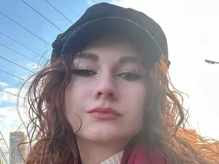 QueenRosel live toy