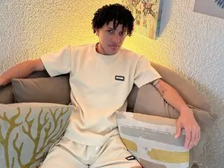 RobertJacksos porn livejasmin
